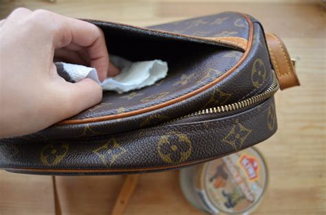 louis vuitton canvas crack cleaning.